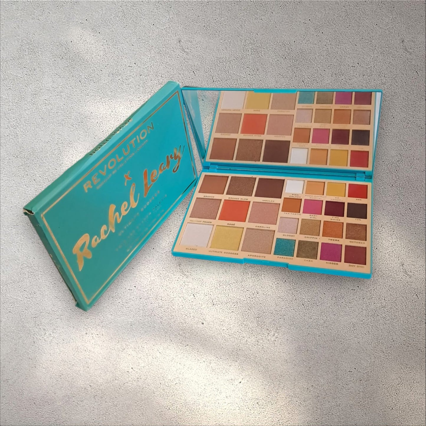 Eye Shadow (Revolution) ES-004