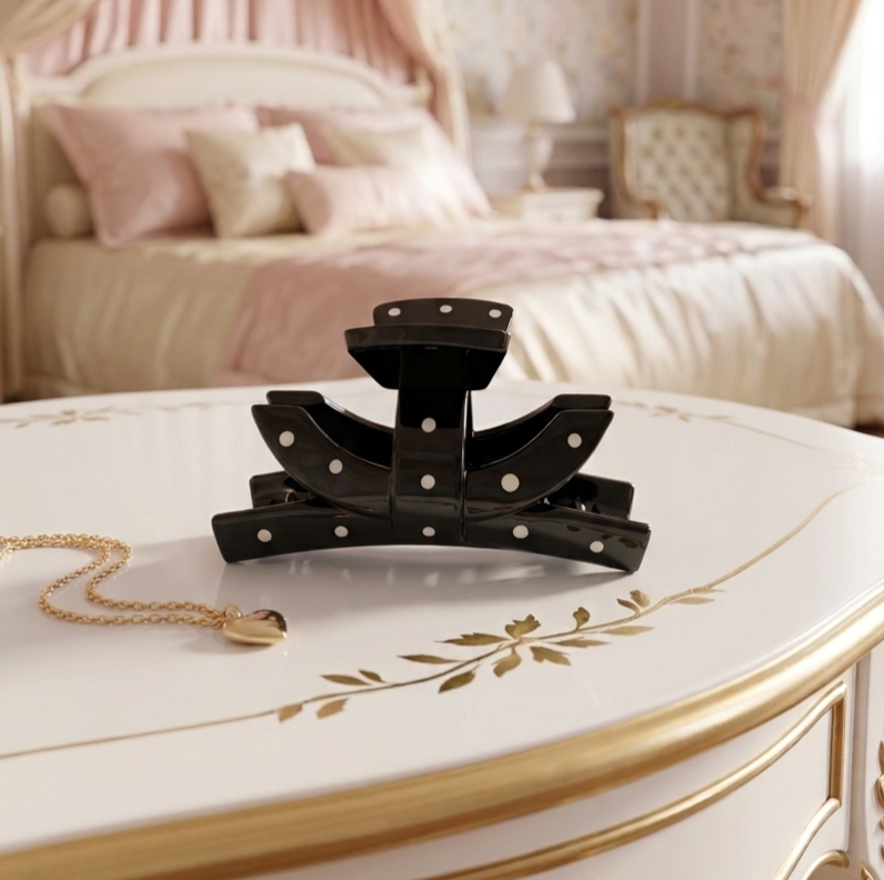 Girls Hair Catcher 047