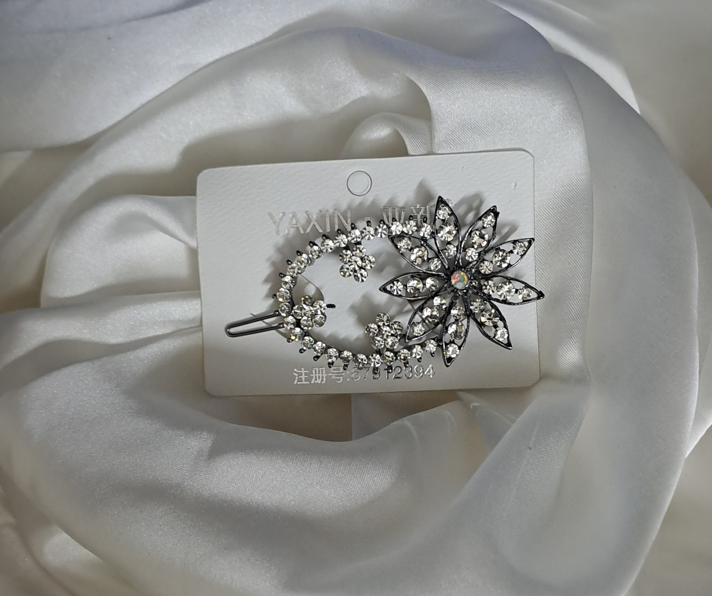 A Fancy Hair pin GHP 011