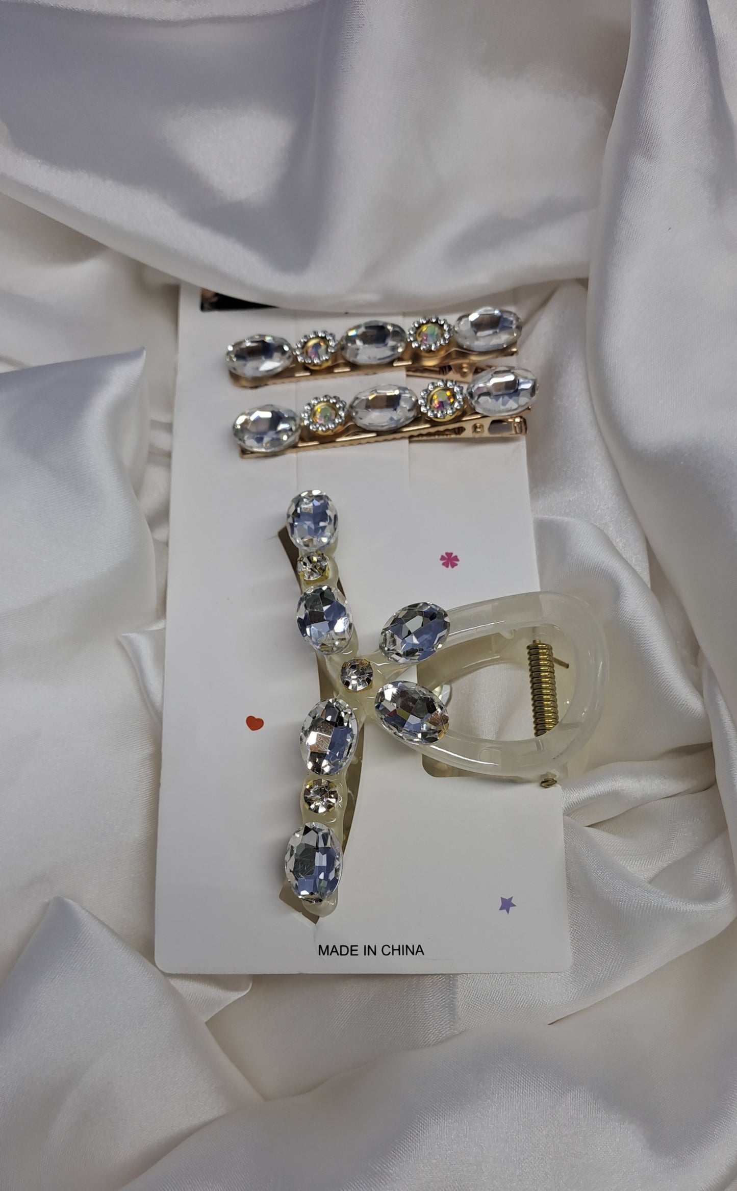 A Hair Catcher & Pins 006