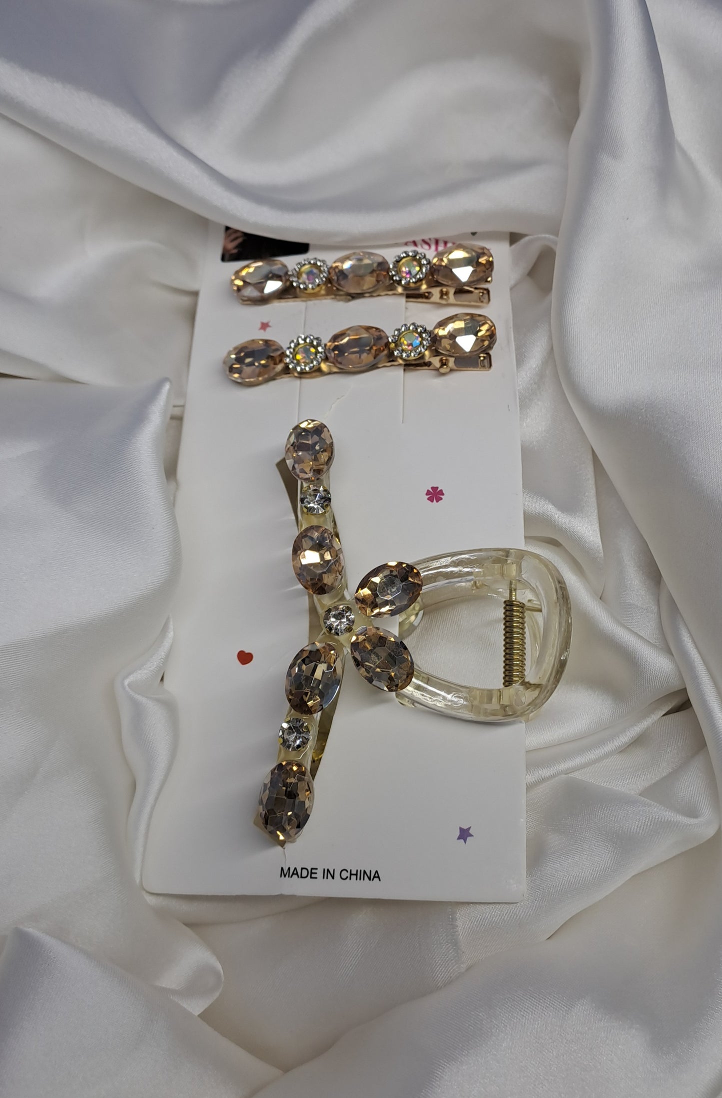 A Hair Catcher & Pins 004